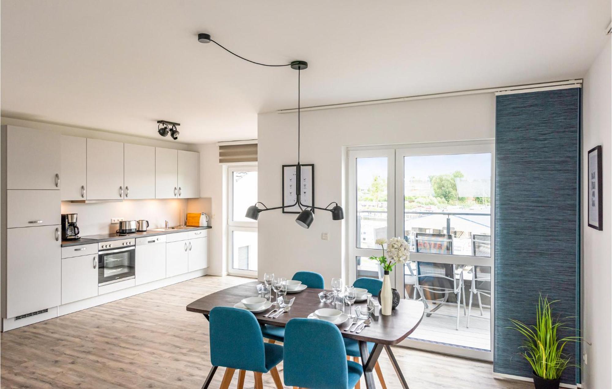 Amazing Apartment In Rechlin With Kitchen Екстер'єр фото